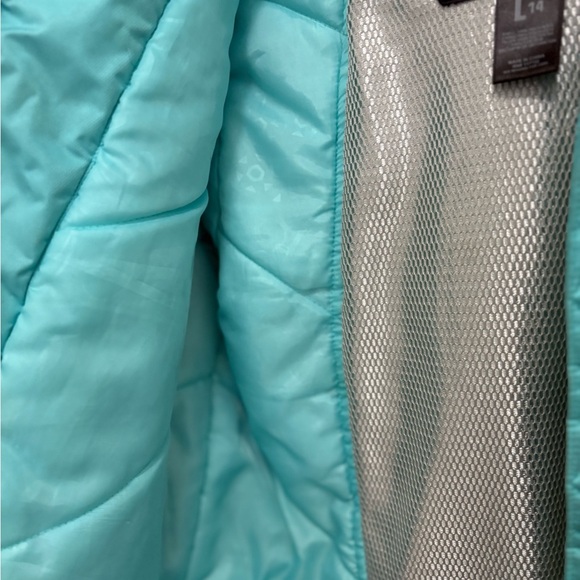 Stylish Kids Puffer Jacket - Black and Blue - Picture 3 of 16